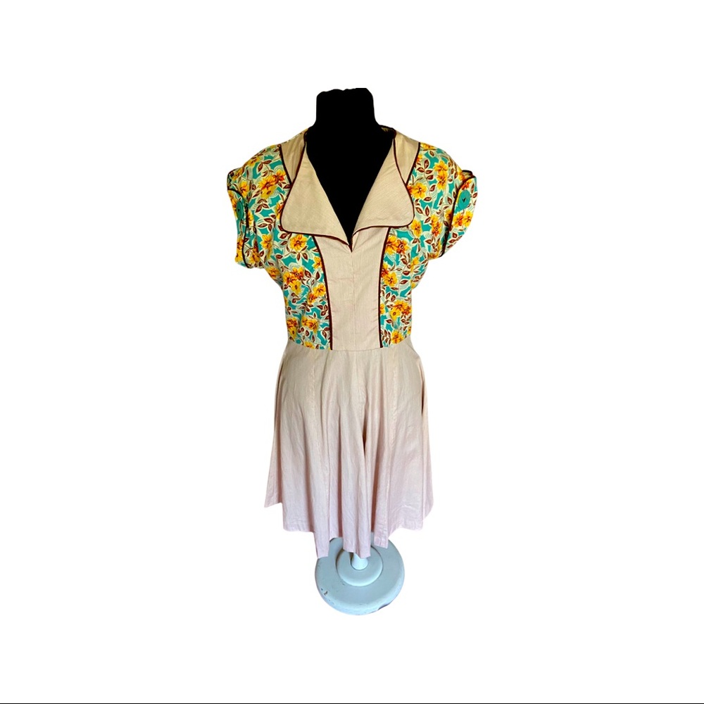 Vintage handmade inspired by 1940s keyhole sundress
